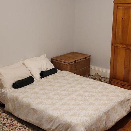 City Centre Flat - Sleep Upto 4 Edinburgh Ngoại thất bức ảnh